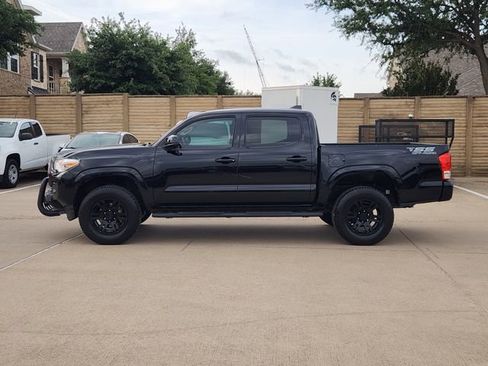 Used 2020 Toyota Tacoma SR w/ SR Convenience Package RWD image 12