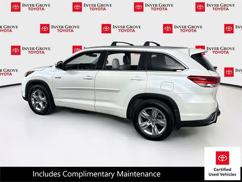 Used 2019 Toyota Highlander Limited AWD/4WD image 7
