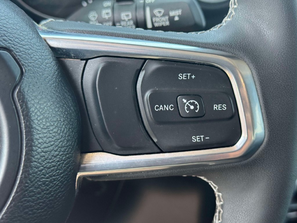 Used 2023 Jeep Wrangler Unlimited Sahara w/ Cold Weather Group AWD/4WD image 20