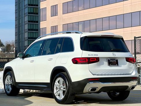 Certified 2022 Mercedes-Benz GLB 250 GLB 250 image 5