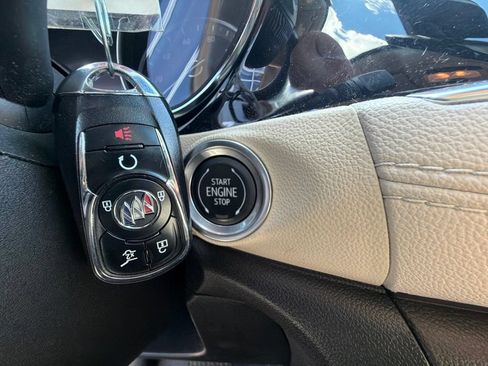 Used 2021 Buick Encore GX Essence w/ Advanced Technology Package AWD/4WD image 28