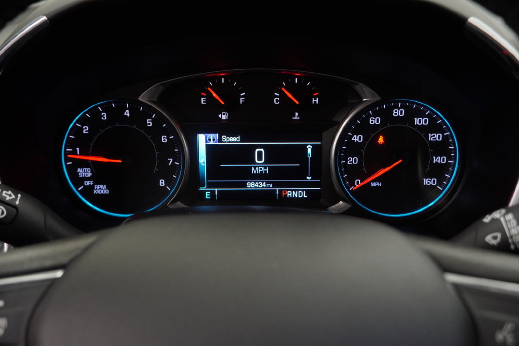 Used 2018 Chevrolet Equinox Premier FWD image 25