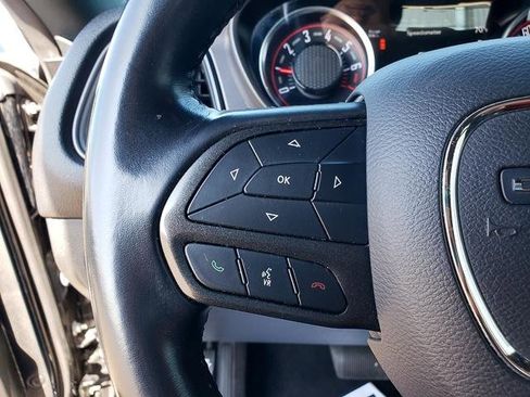 Used 2023 Dodge Challenger SXT image 19