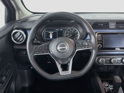 Used 2025 Nissan Versa SV FWD image 18