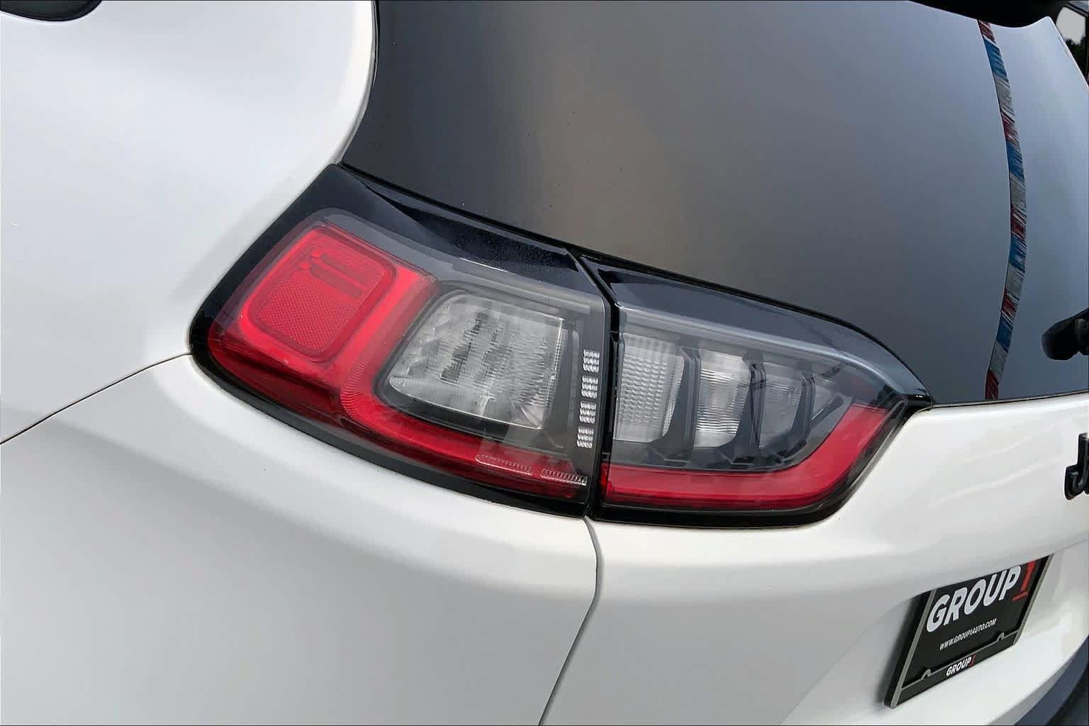 Used 2020 Jeep Cherokee Latitude Plus FWD image 24