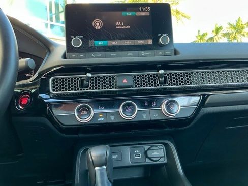 Certified 2024 Honda Civic Sport image 18