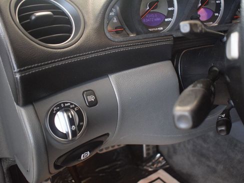 Used 2004 Mercedes-Benz SL 55 AMG image 31