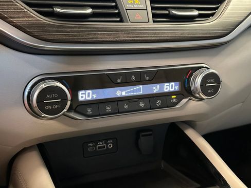 Used 2022 Nissan Altima 2.5 SL AWD/4WD image 15