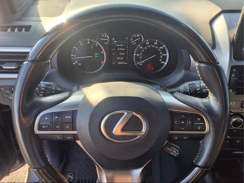 Used 2023 Lexus GX 460 Premium image 18