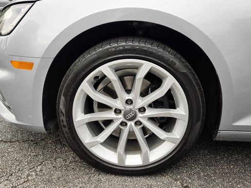 Used 2019 Audi A4 2.0T Premium w/ Convenience Package image 9