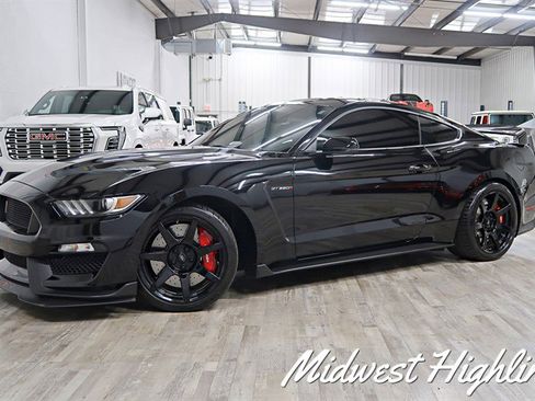 Used 2017 Ford Mustang Shelby GT350R w/ Equipment Group 920A image 5