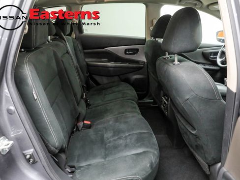 Used 2021 Nissan Murano S image 32