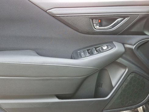 Certified 2025 Subaru Outback Premium image 12