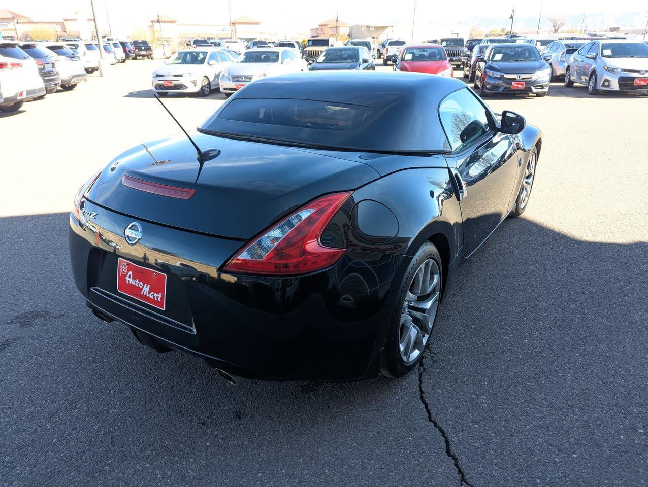 Used 2010 Nissan 370Z Touring RWD image 5