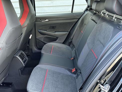 New 2026 Volkswagen GTI SE image 13