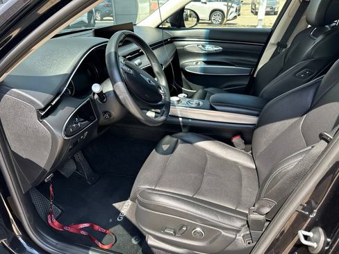 Used 2022 Genesis GV70 2.5T w/ Select Package AWD/4WD image 6