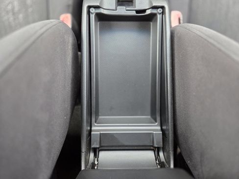 Used 2012 Nissan Altima 2.5 S w/ 20th Anniversary Pkg image 27