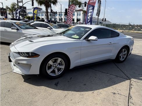 Used 2021 Ford Mustang Coupe RWD image 9