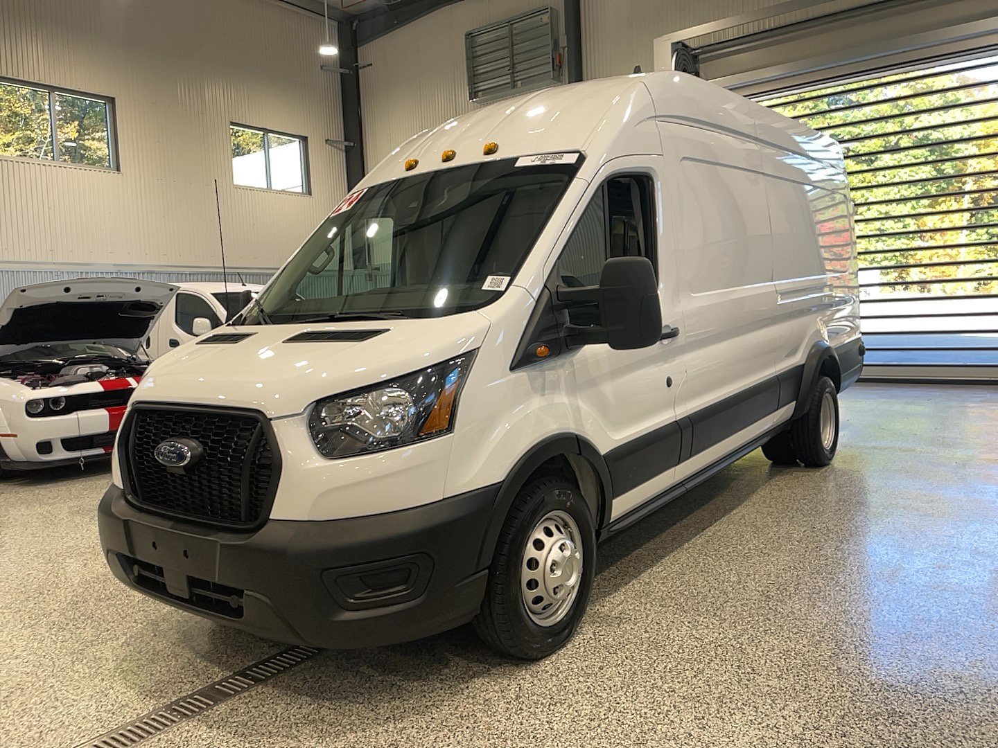 Used 2024 Ford Transit 350 148 High Roof Extended DRW RWD image 3