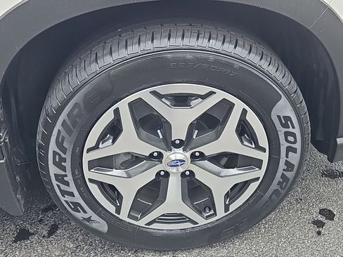 Certified 2023 Subaru Forester Premium AWD/4WD image 28