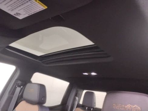 Used 2024 Chevrolet Silverado 1500 High Country w/ High Country Premium Package image 14