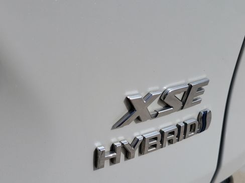 Certified 2023 Toyota RAV4 XSE AWD/4WD image 9