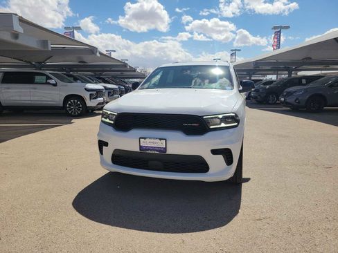 Used 2024 Dodge Durango GT image 3