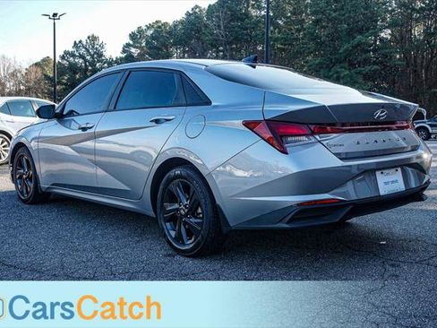 Used 2022 Hyundai Elantra SEL image 13