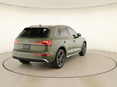 Certified 2021 Audi Q5 e Prestige w/ Prestige Package AWD/4WD image 6