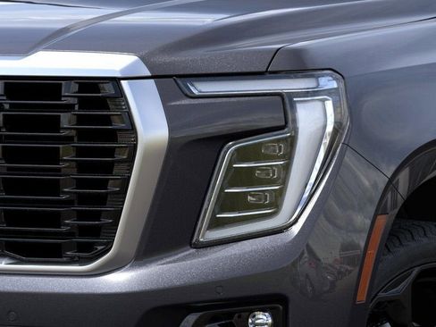 New 2026 GMC Yukon XL Denali w/ Denali Reserve Package AWD/4WD image 10