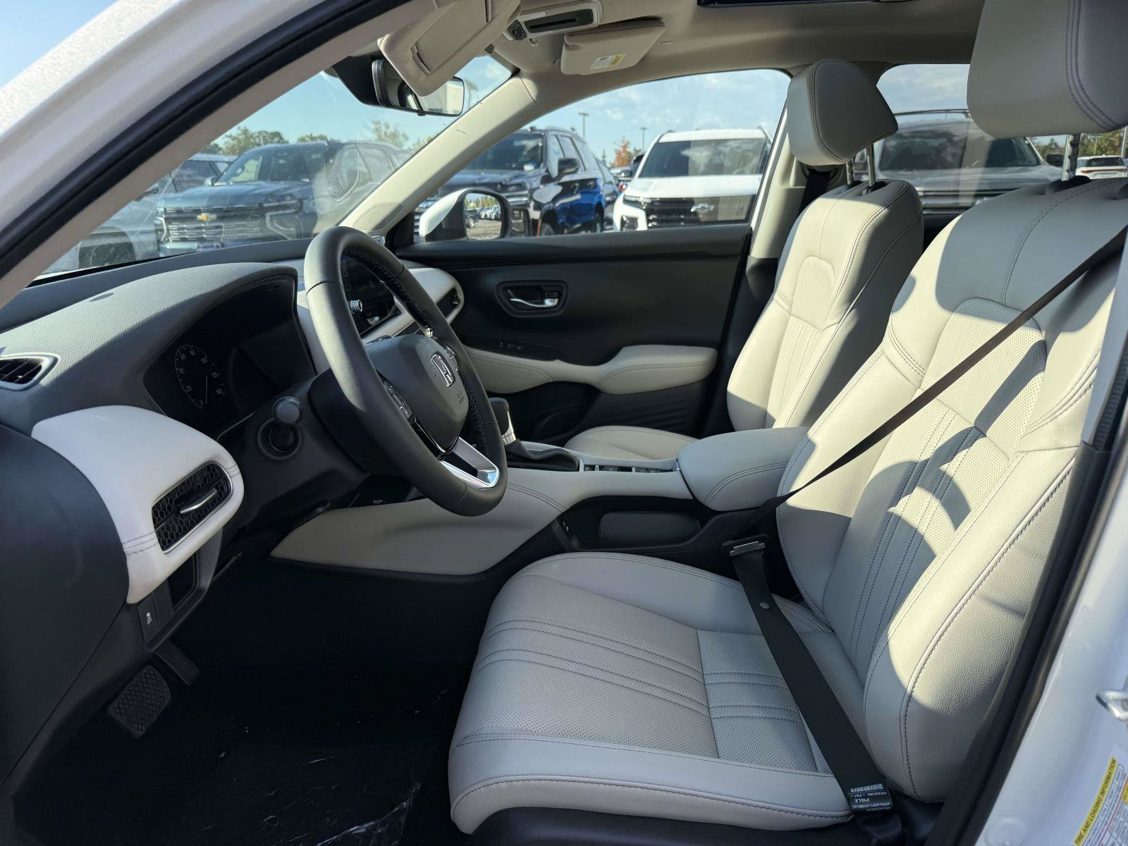 New 2027 Honda HR-V EX-L image 12