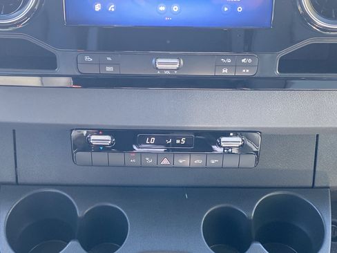 New 2026 Mercedes-Benz Sprinter 2500 image 19