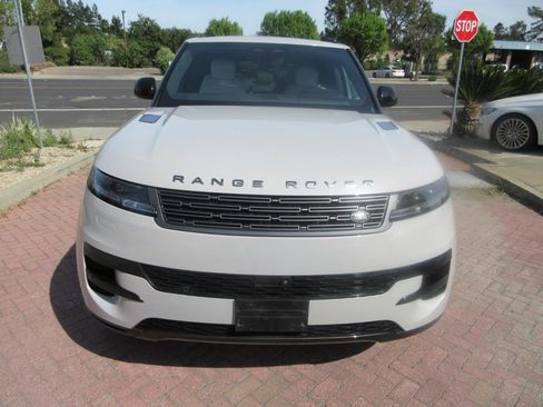 Used 2024 Land Rover Range Rover Sport SE image 71