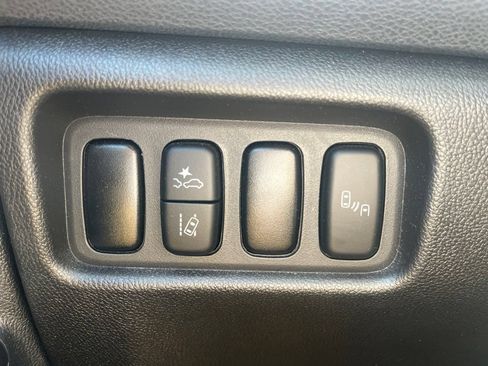 Used 2022 Mitsubishi Outlander Sport SE FWD image 22