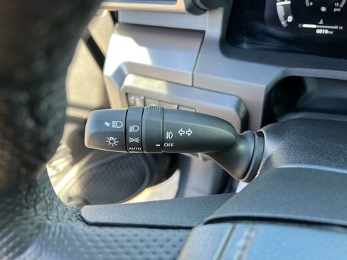 Used 2024 Toyota Tacoma TRD Off-Road image 15