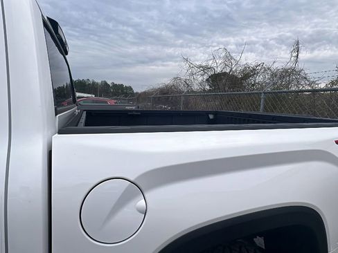 Used 2025 Toyota Tundra Limited w/ TRD Off-Road Package image 5