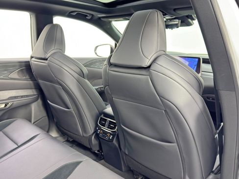 Used 2023 Lexus RX 500h F Sport image 41