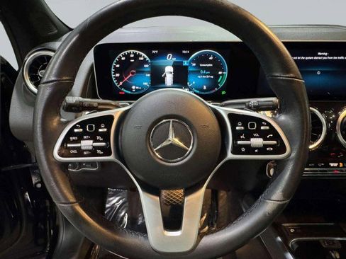 Used 2021 Mercedes-Benz GLB 250 image 31