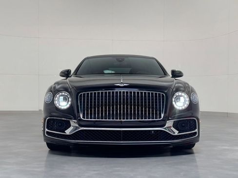 Used 2020 Bentley Flying Spur W12 image 49
