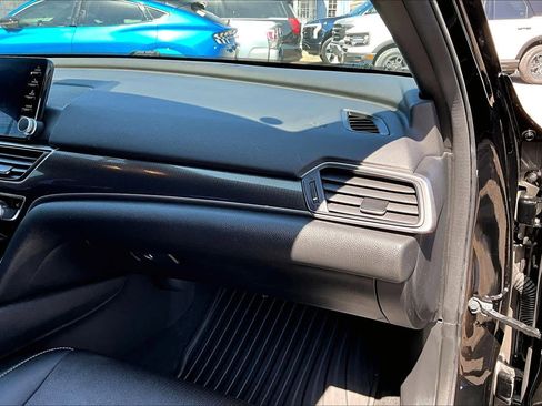 Used 2022 Honda Accord Sport image 19