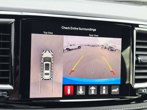 New 2026 Chrysler Pacifica Select w/ S Appearance Package image 24