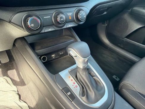 Used 2022 Kia Forte LXS FWD image 14