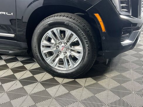 Used 2025 GMC Yukon Denali image 11