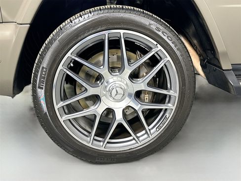Used 2024 Mercedes-Benz G 63 AMG 4MATIC image 11