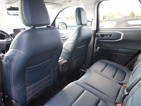 Used 2024 Ford Bronco Sport Outer Banks w/ Tech Package image 15