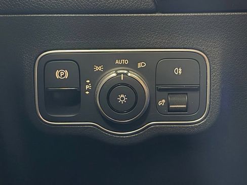 Used 2022 Mercedes-Benz GLA 35 AMG 4MATIC image 14