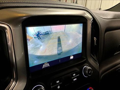 Used 2021 Chevrolet Silverado 1500 LT image 24