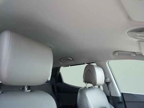 Used 2018 Hyundai Santa Fe Sport AWD/4WD image 14
