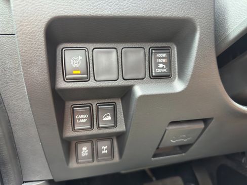 Used 2025 Nissan Frontier PRO-4X w/ Pro Premium Package AWD/4WD image 18