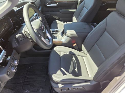 New 2025 GMC Sierra 1500 Elevation w/ Elevation Premium Package image 6
